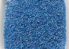Бисер Япония MIYUKI Delica цилиндр 10/0 5 г DBM-0862 капри блю прозрачный радужный матовый